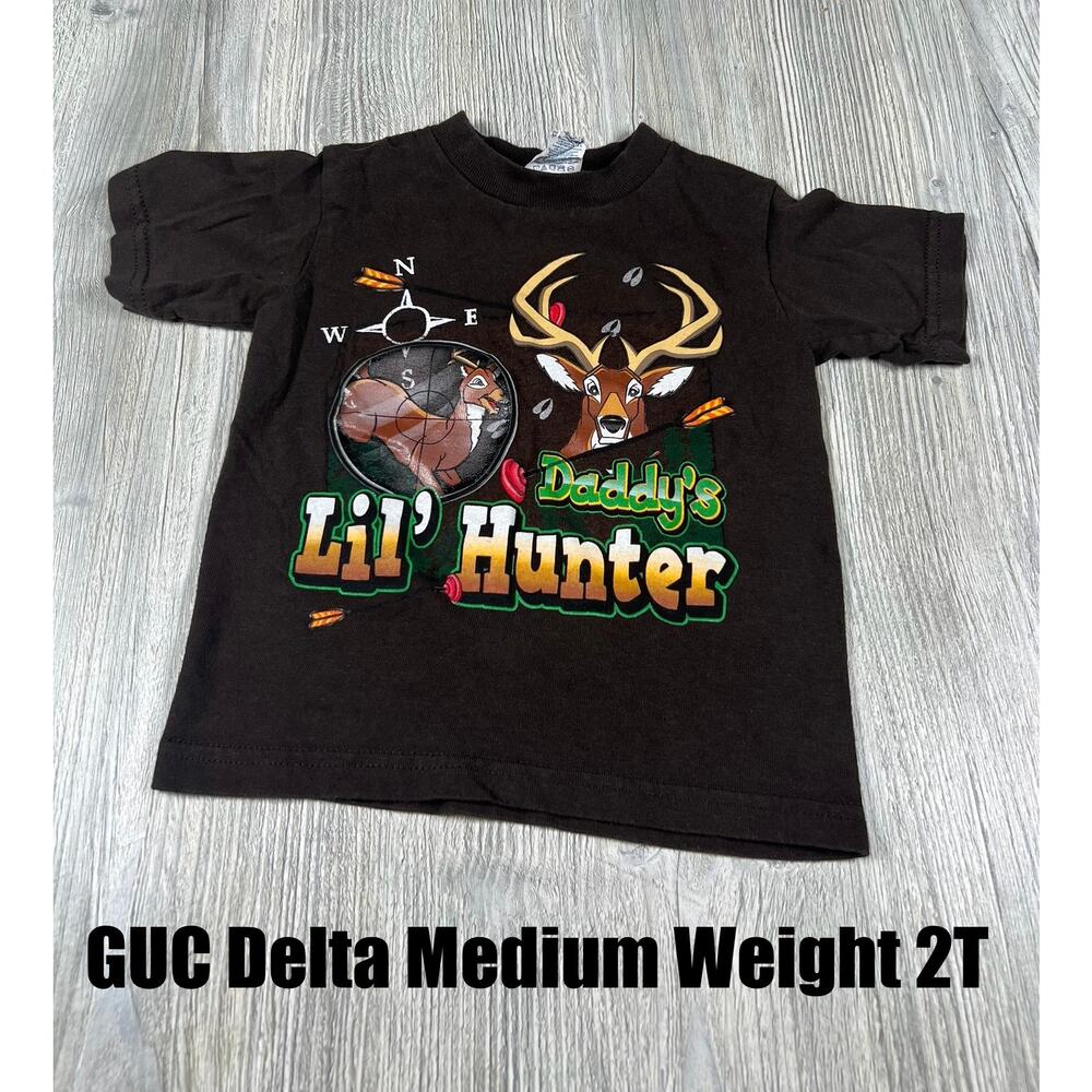 “Daddy’s Lil Hunter” shirt 2T